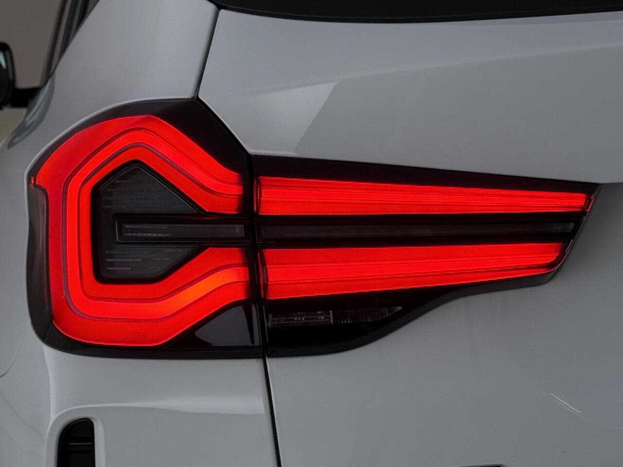 BMW X3 thumbnail Lights Rear