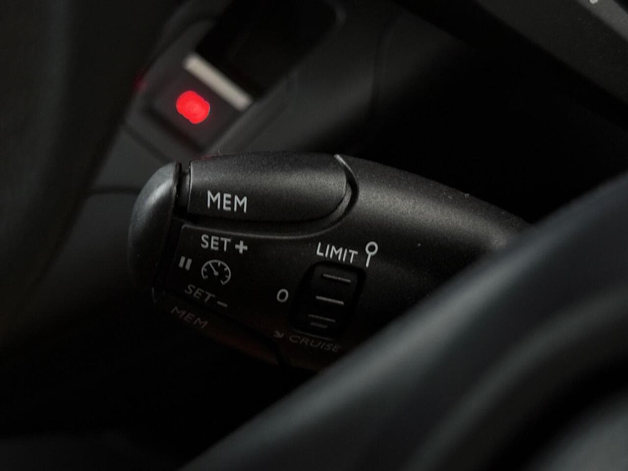 Peugeot Partner thumbnail Misc Controls