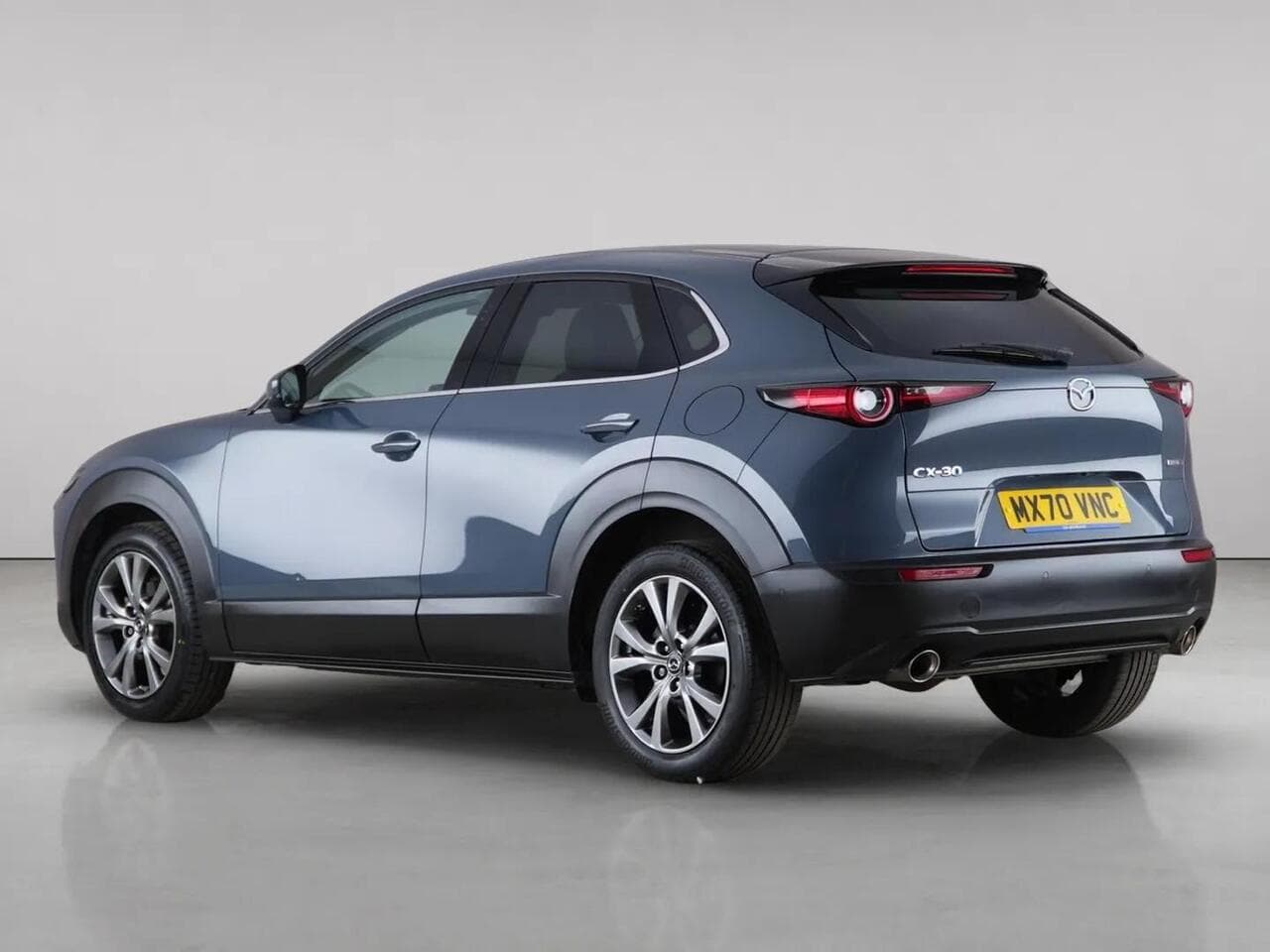 Mazda CX-30 thumbnail Rear Left