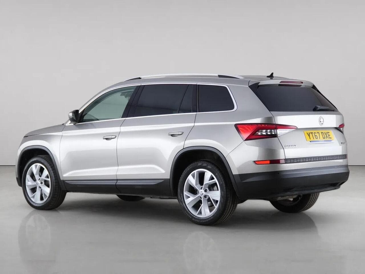 Skoda Kodiaq thumbnail Rear Left