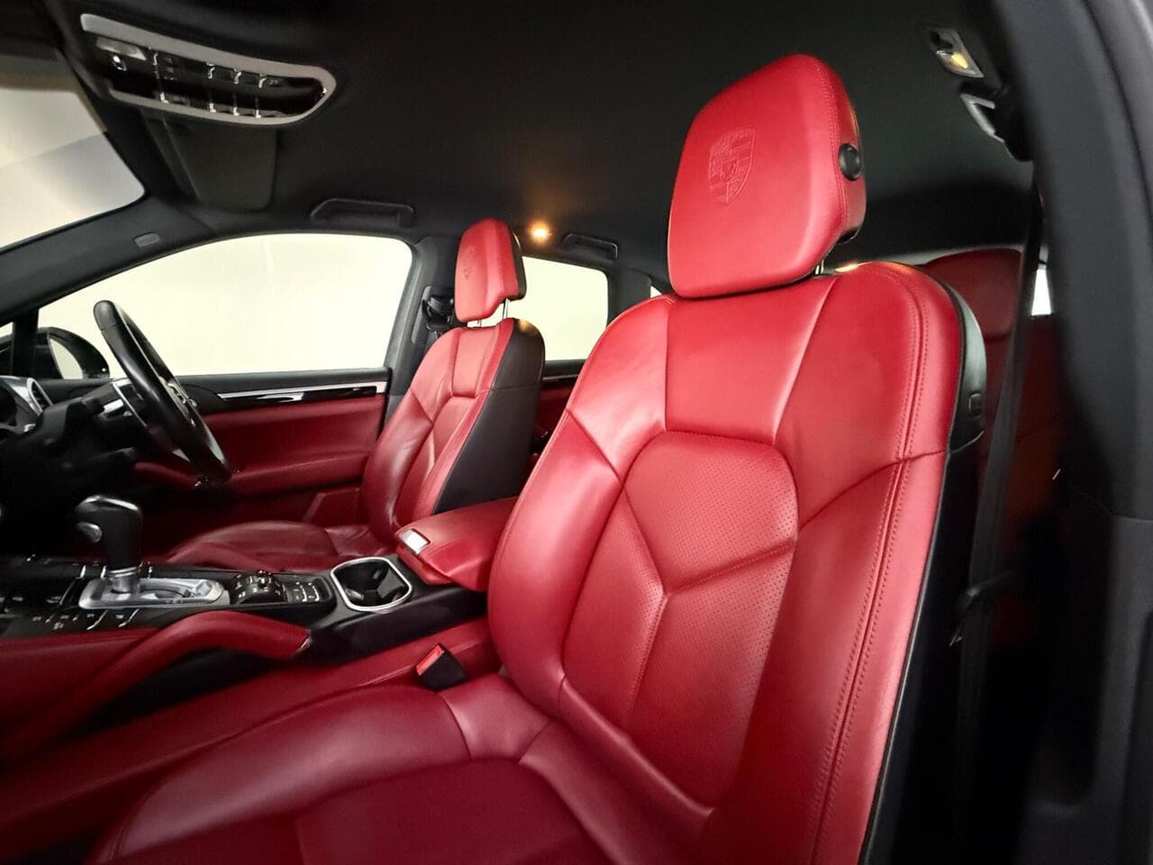 Porsche Cayenne thumbnail Seat Front Passenger