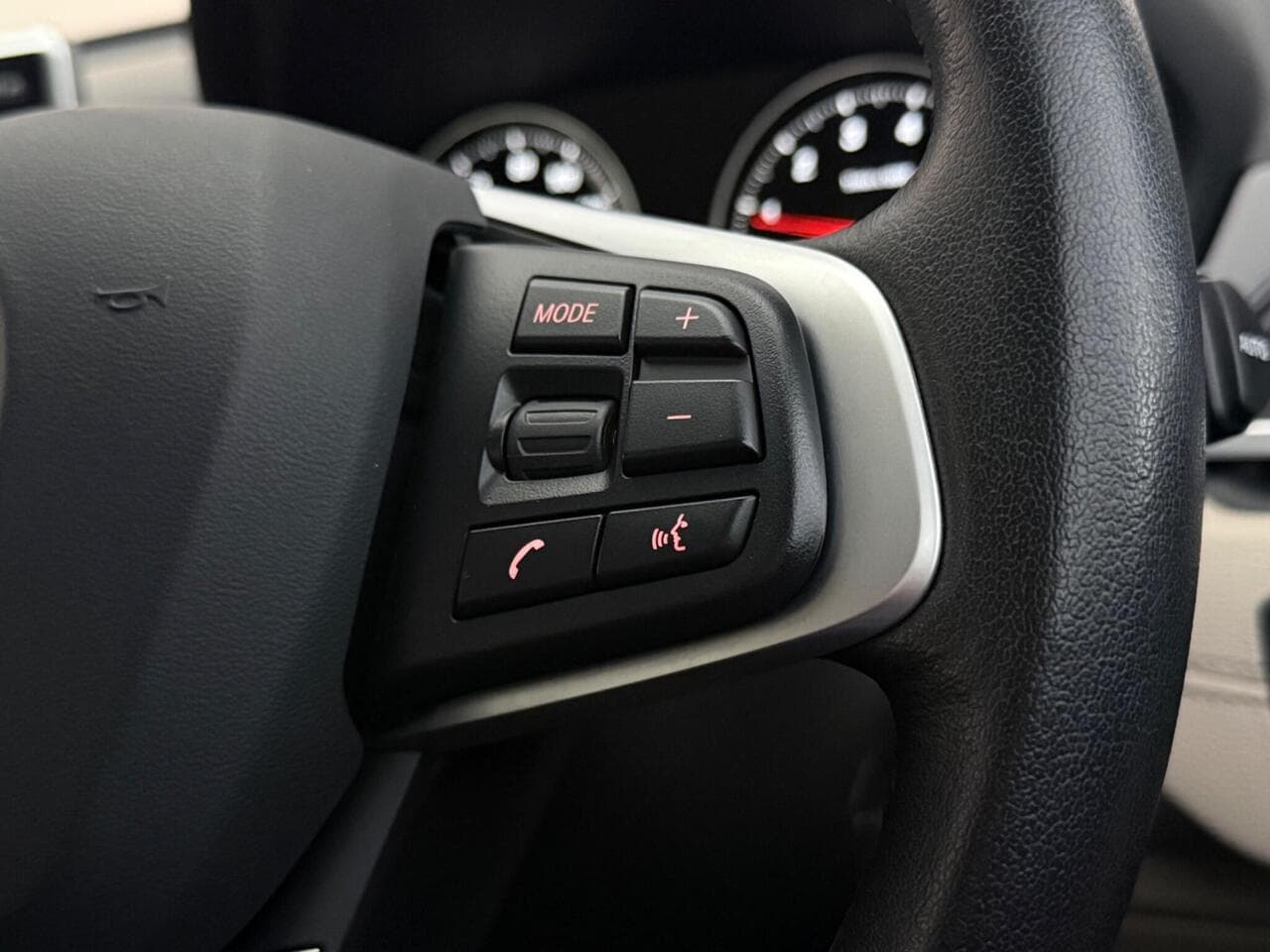 BMW X1 thumbnail Misc Controls