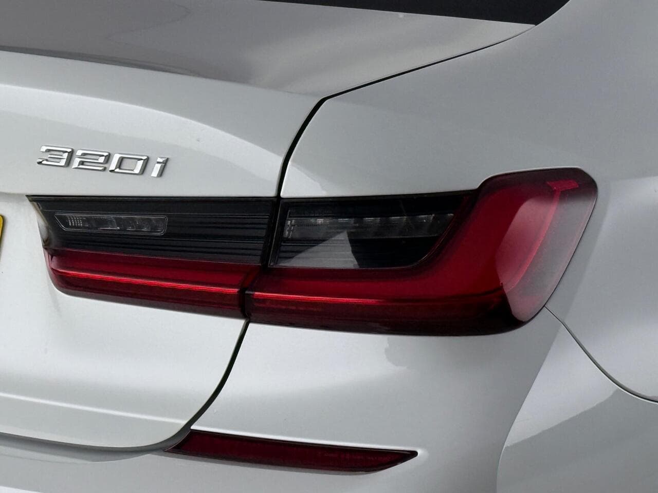 BMW 3 Series thumbnail Lights Rear