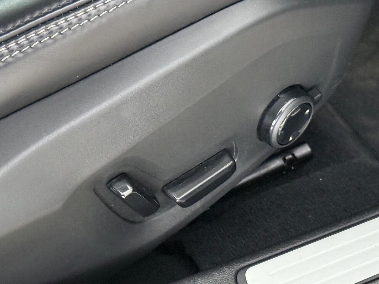 Volvo S60 thumbnail Inconclusive