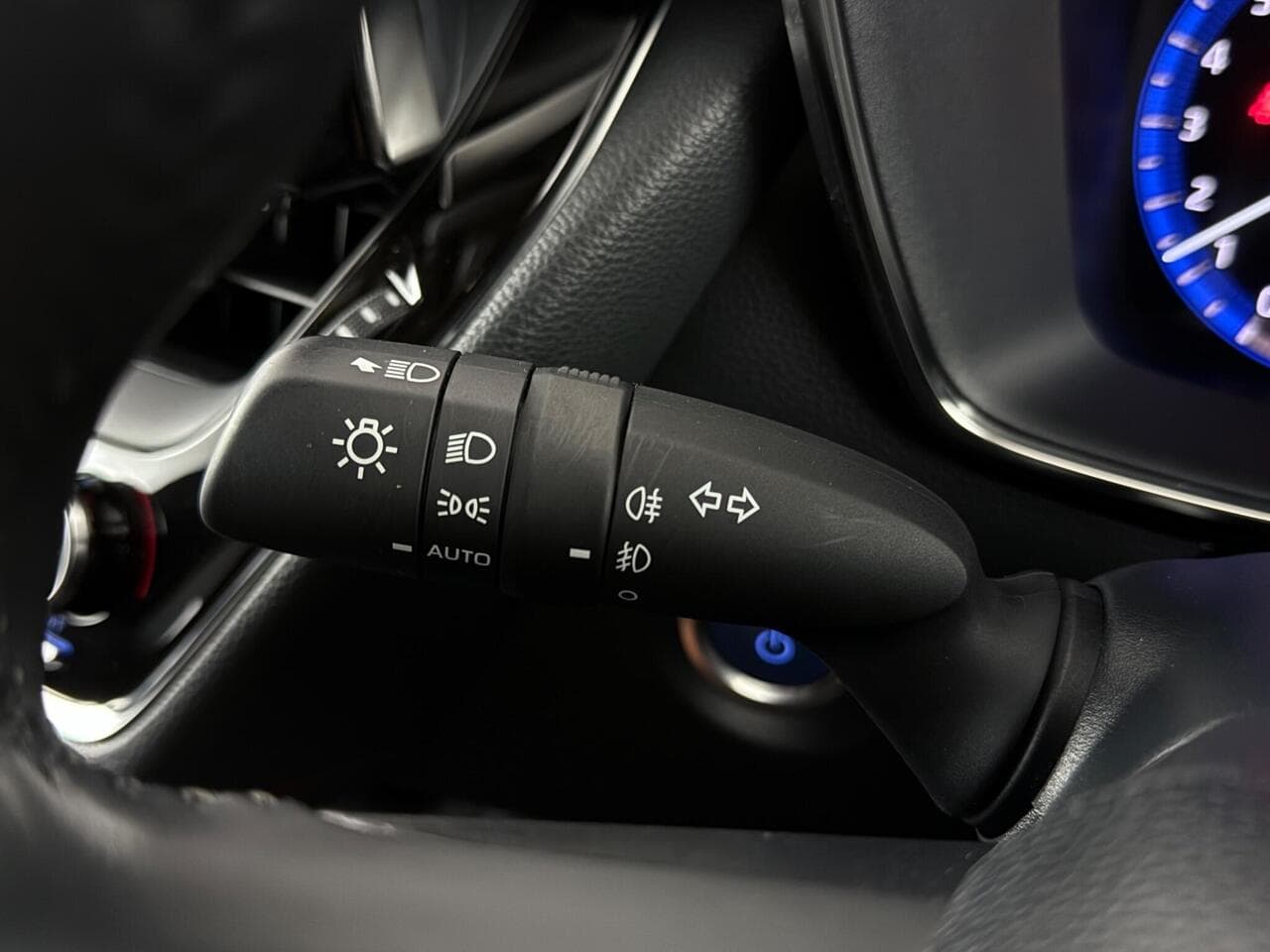 Toyota Corolla thumbnail Misc Controls