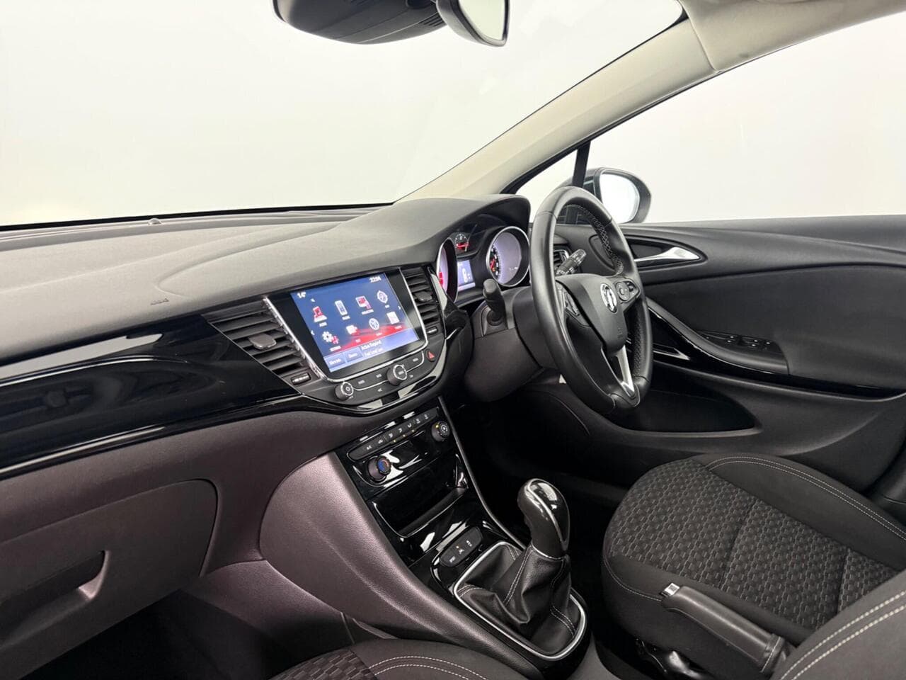 Vauxhall Astra thumbnail Interior Front