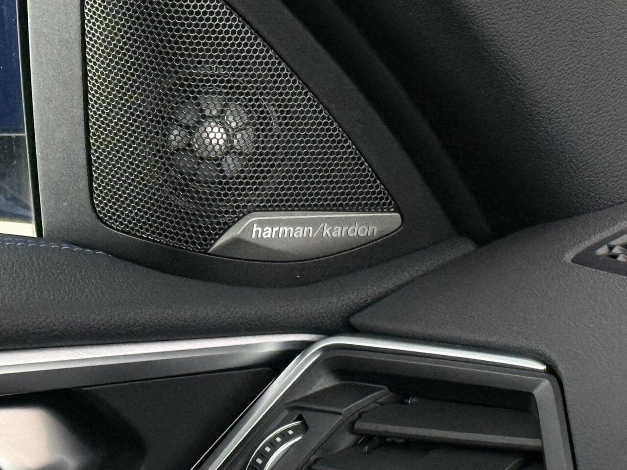 BMW 4 Series thumbnail Misc Controls