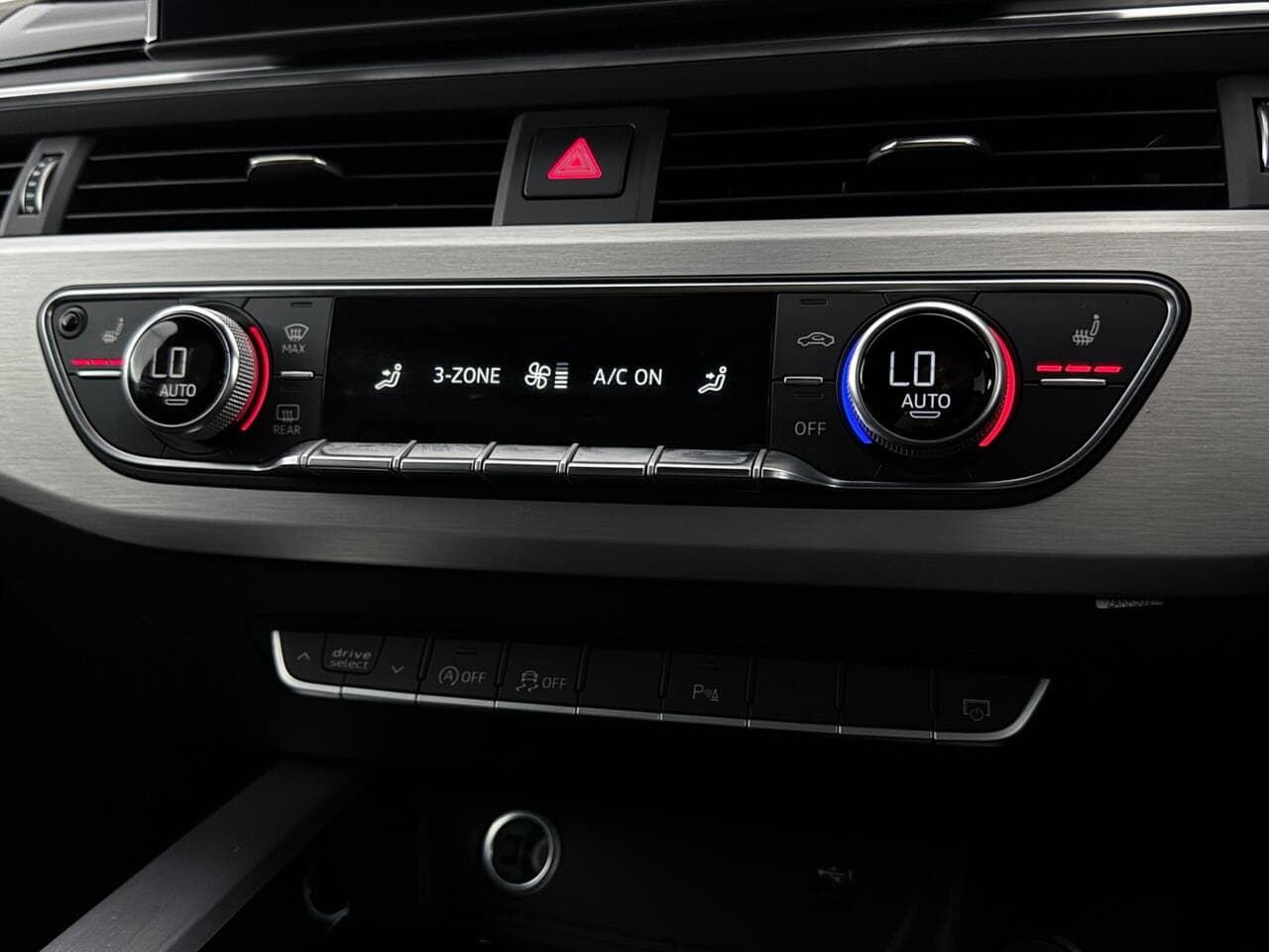 Audi A4 Avant thumbnail Misc Controls