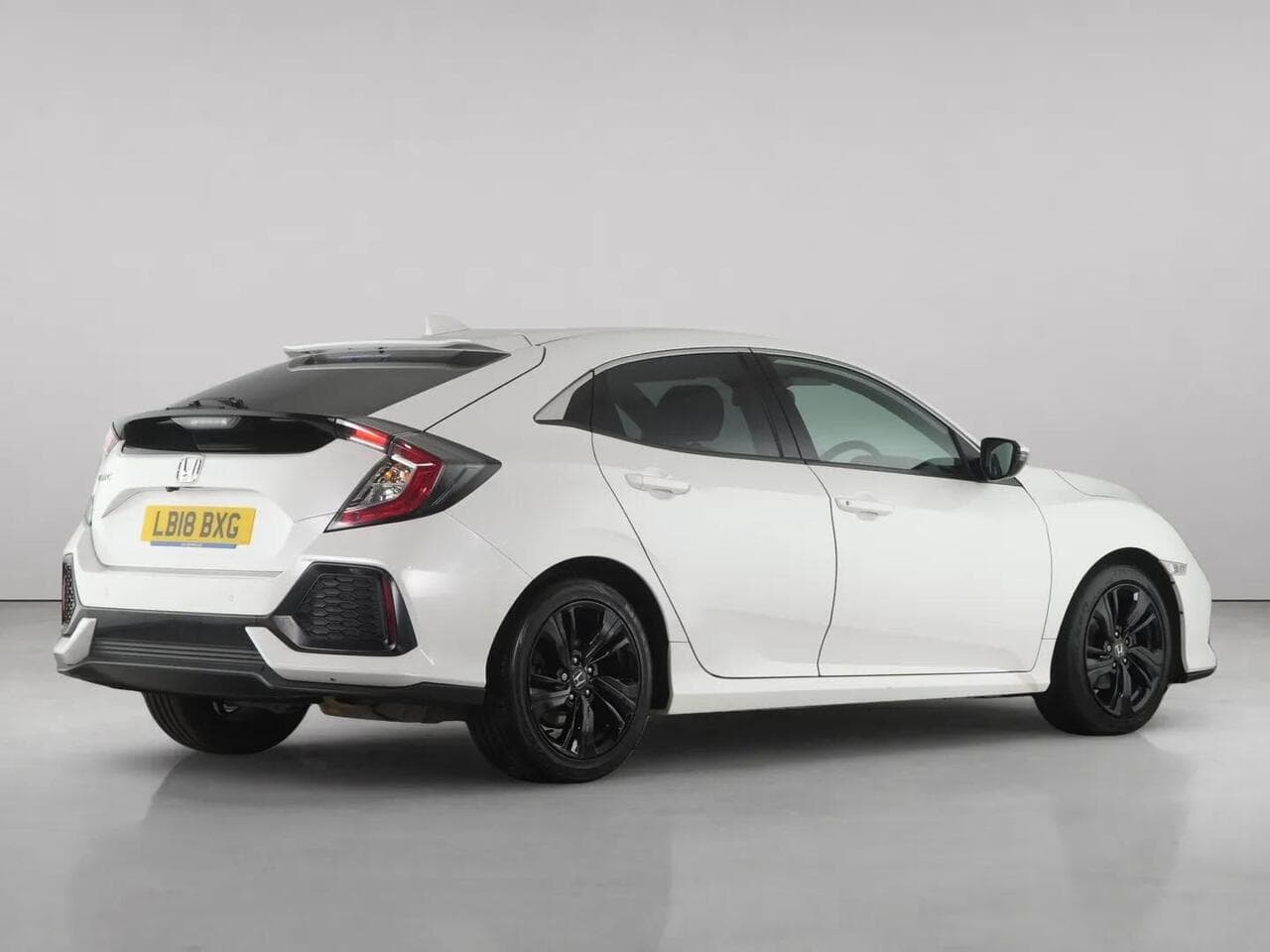 Honda Civic thumbnail Rear Right