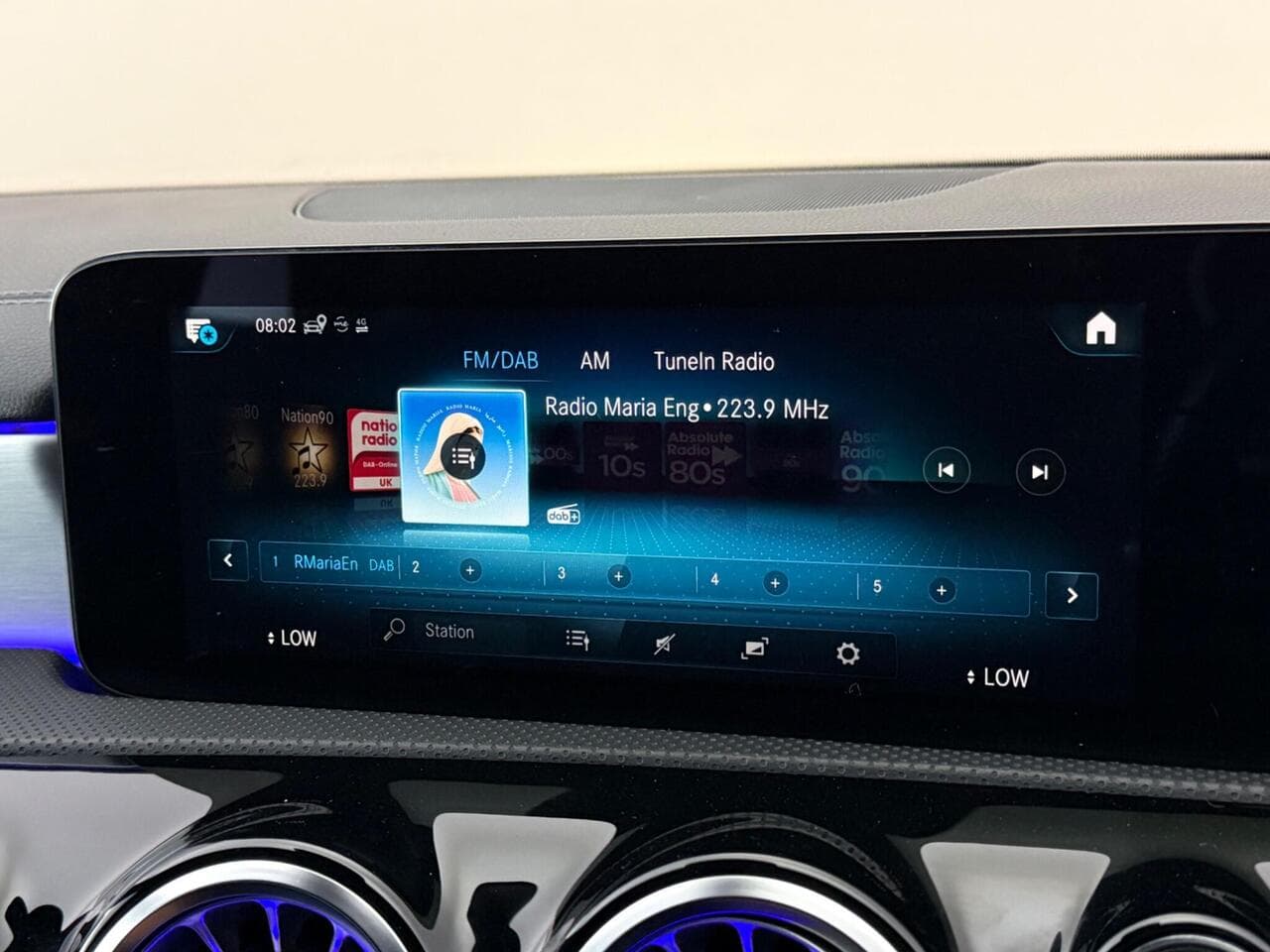 Mercedes-Benz CLA thumbnail Infotainment System