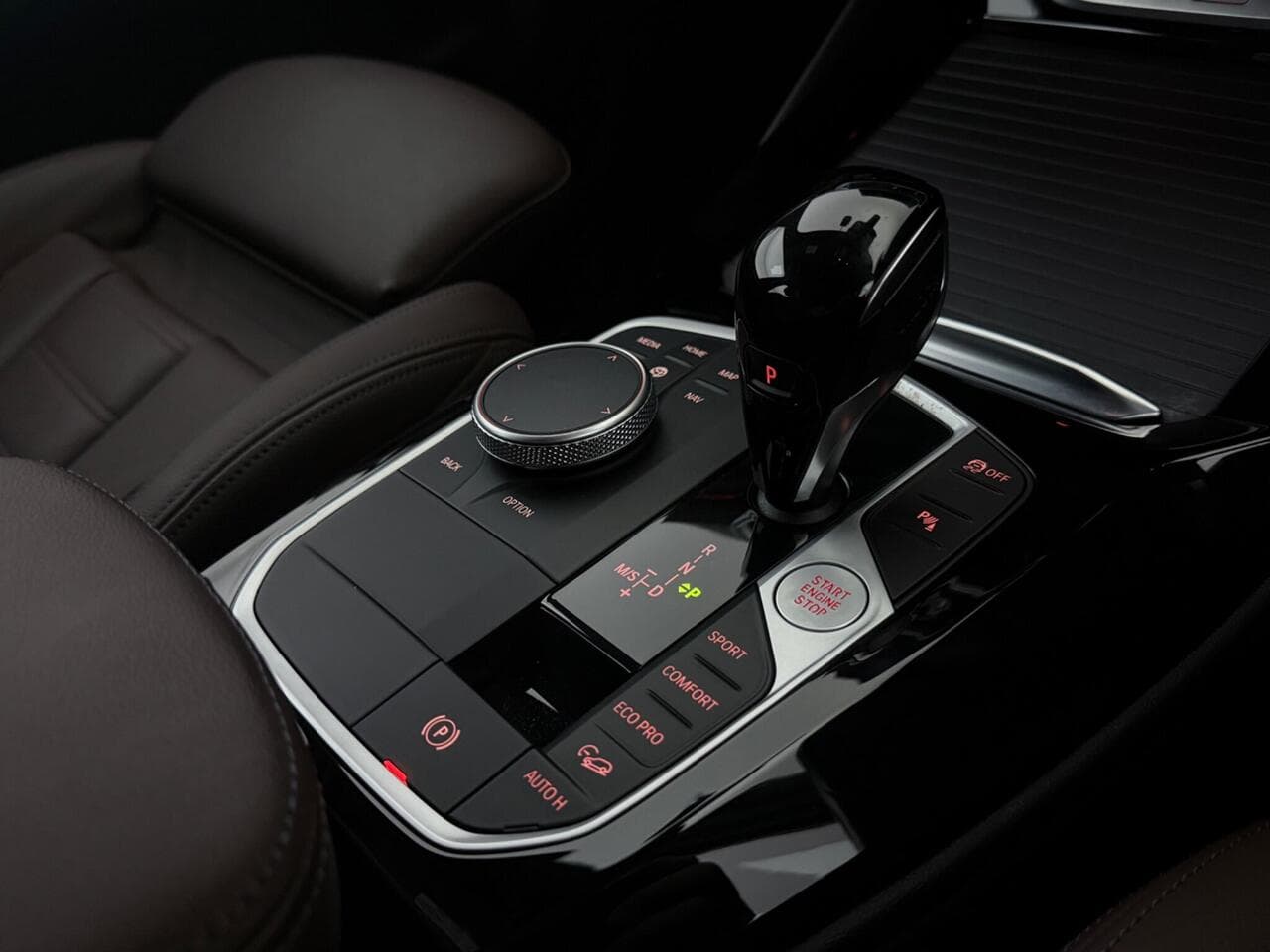 BMW X3 thumbnail Interior Front