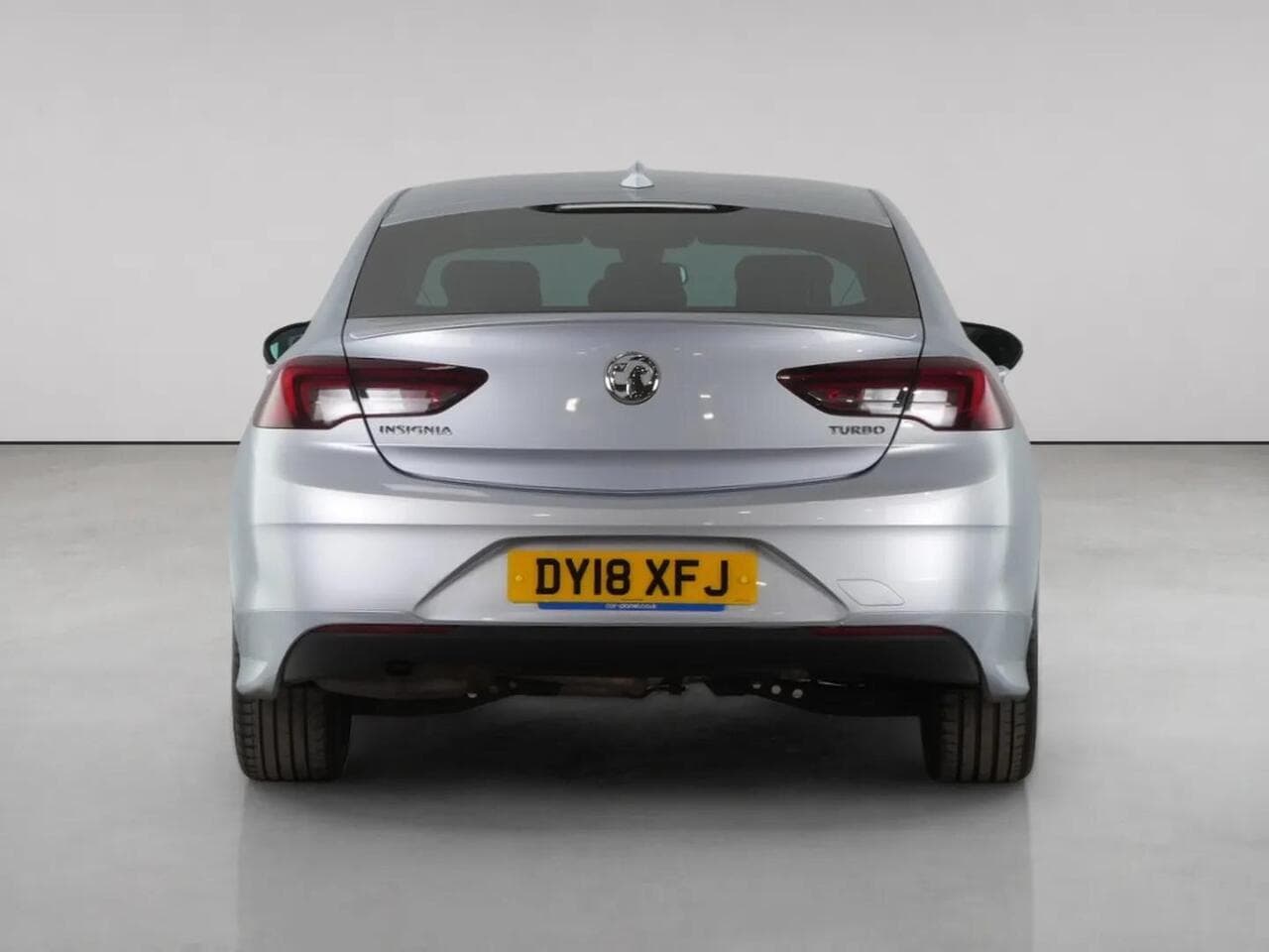 Vauxhall Insignia thumbnail Rear