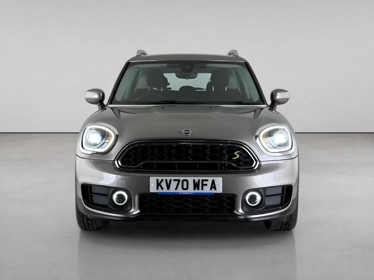 MINI Countryman thumbnail Front