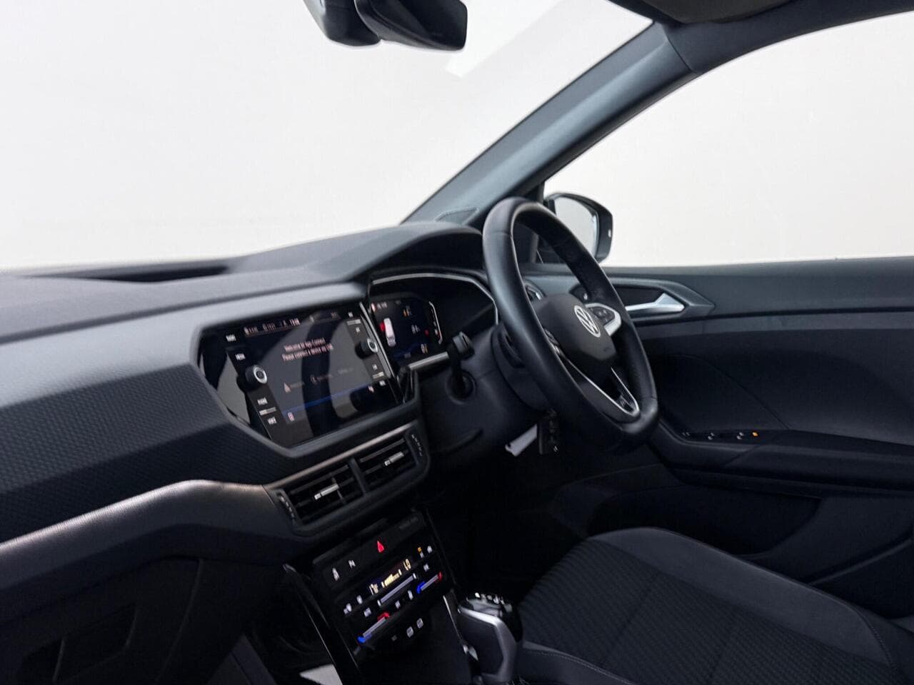 Volkswagen T-Cross thumbnail Interior Front
