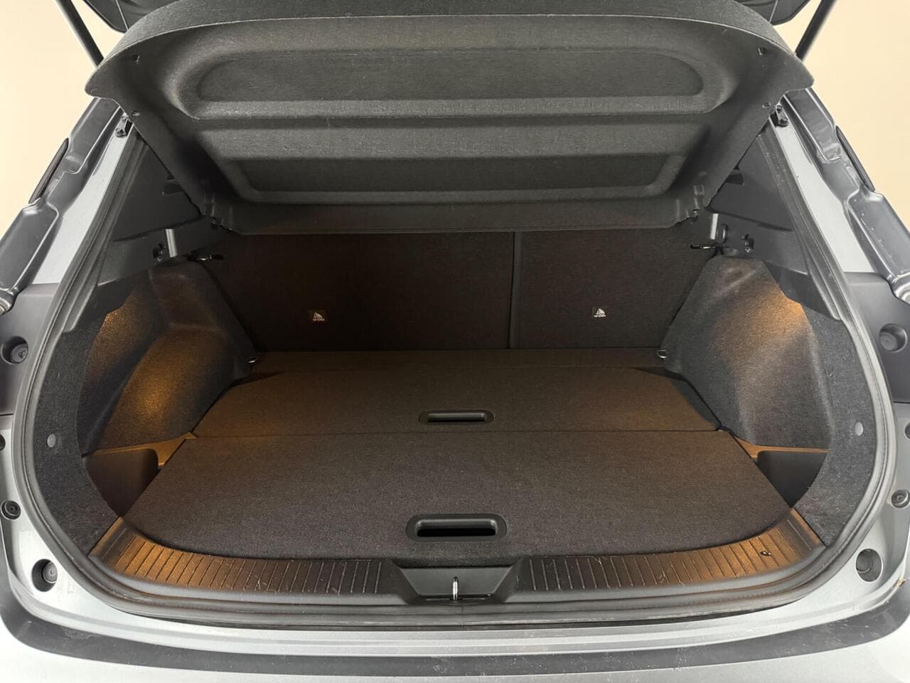 Nissan Qashqai thumbnail Boot