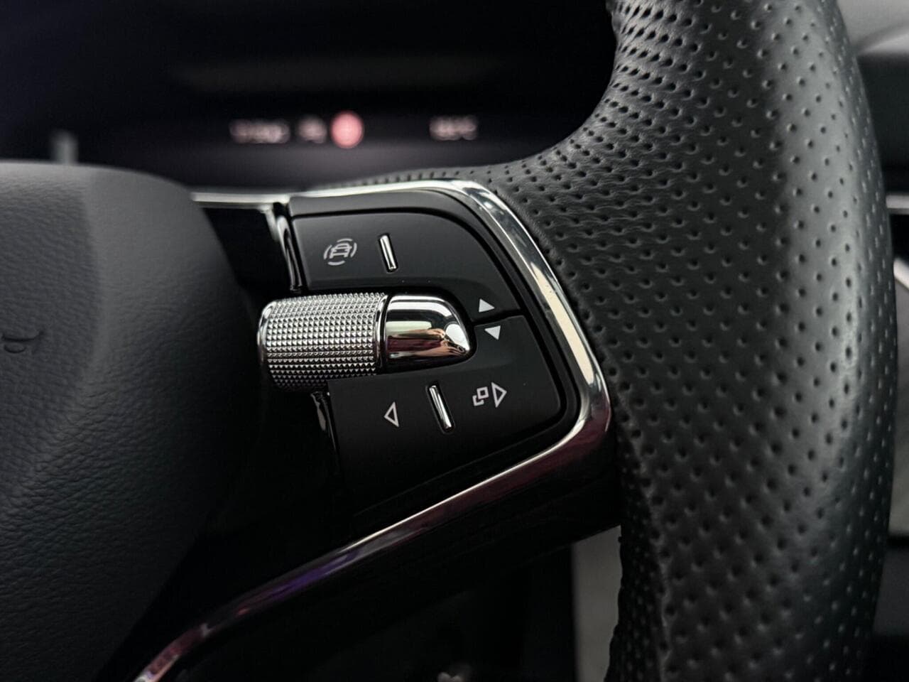 Skoda Kamiq thumbnail Misc Controls