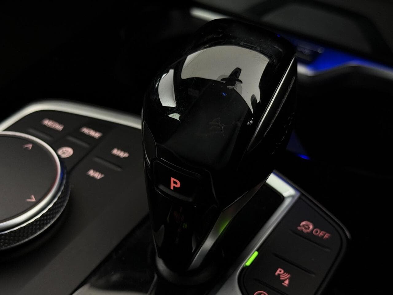 BMW 1 Series thumbnail Misc Controls