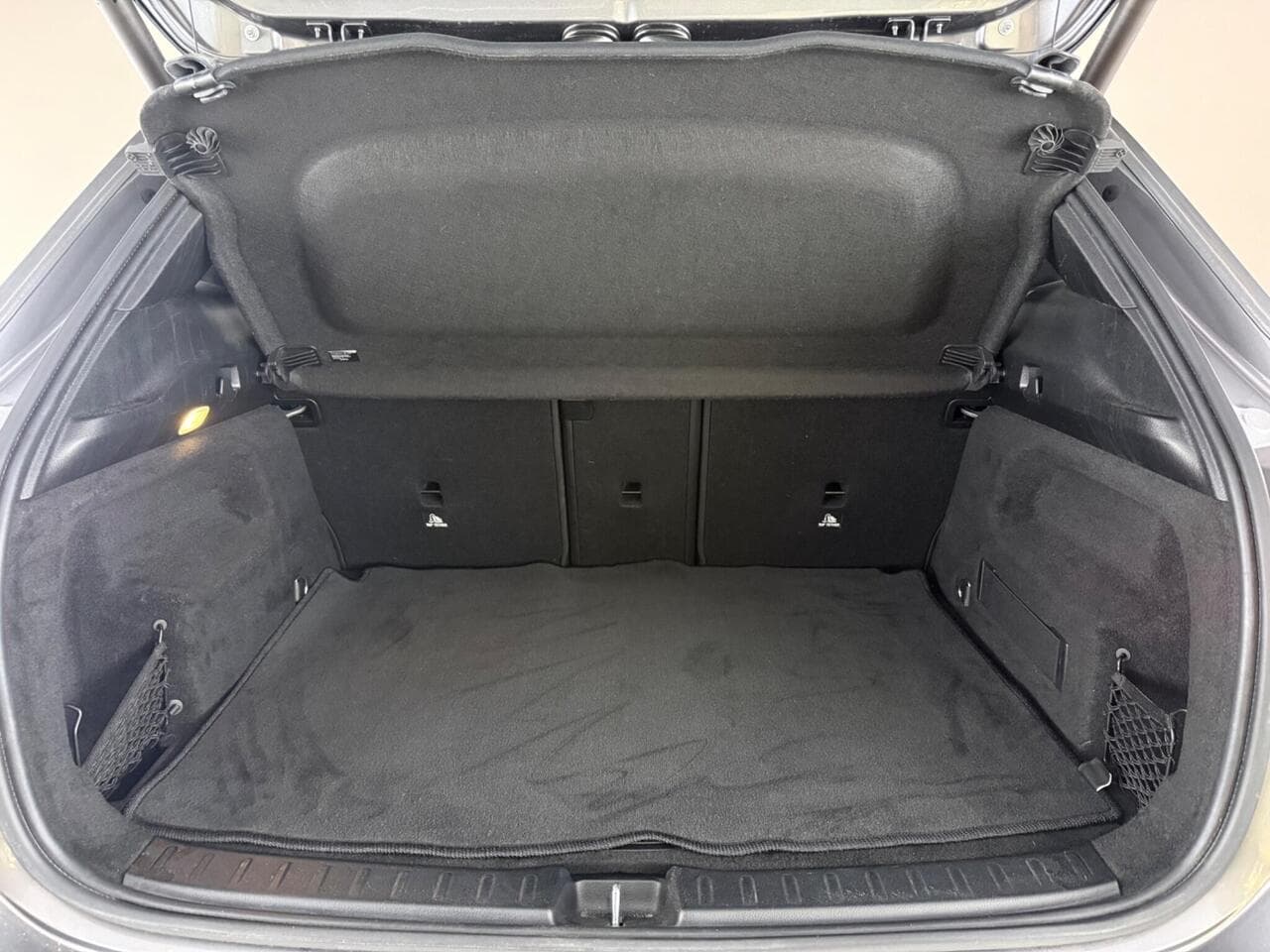 Mercedes-Benz GLA thumbnail Boot