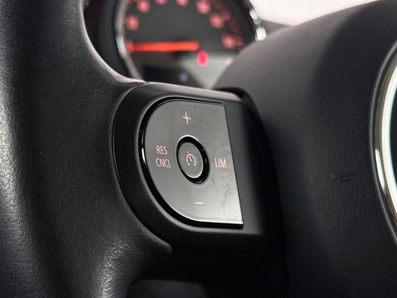 MINI Countryman thumbnail Misc Controls