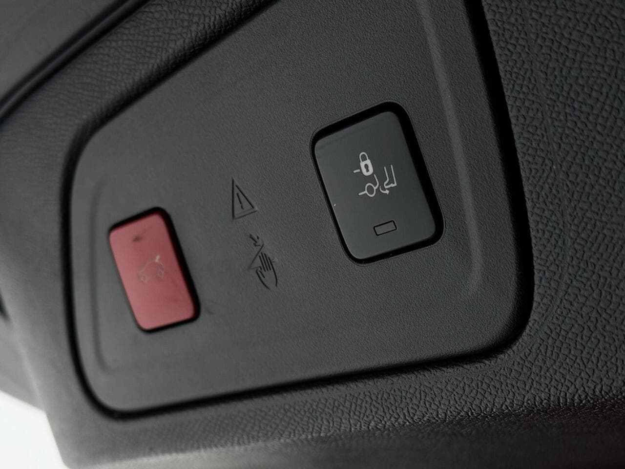 Citroen C5 Aircross thumbnail Misc Controls