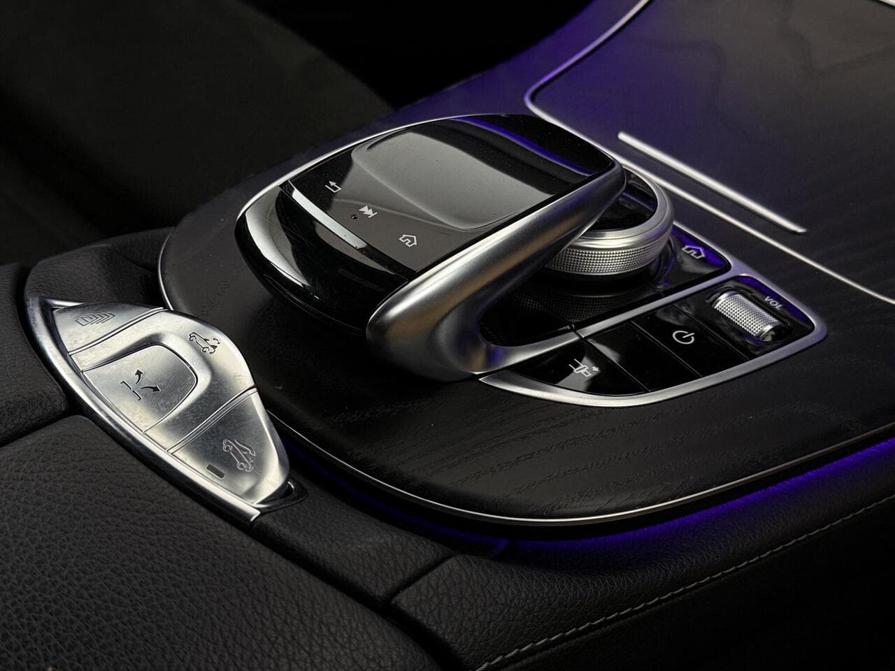 Mercedes-Benz E Class thumbnail Inconclusive