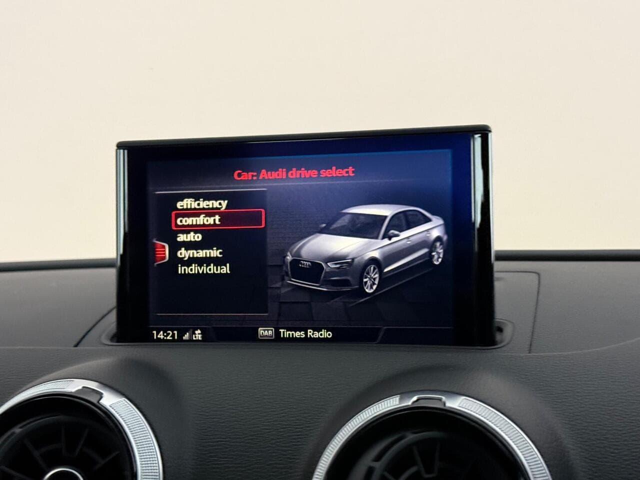 Audi A3 thumbnail Infotainment System