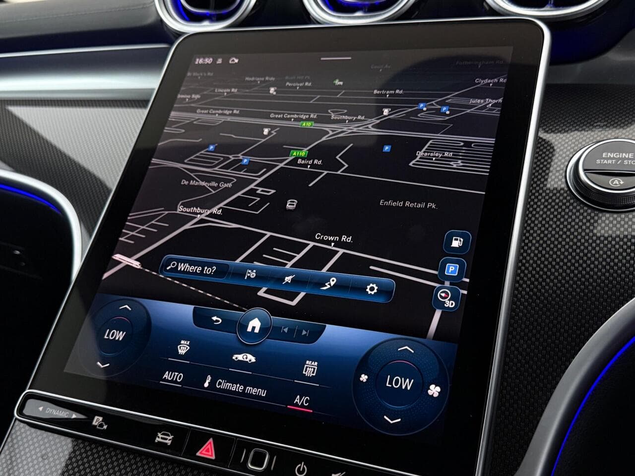 Mercedes-Benz C Class thumbnail Infotainment System