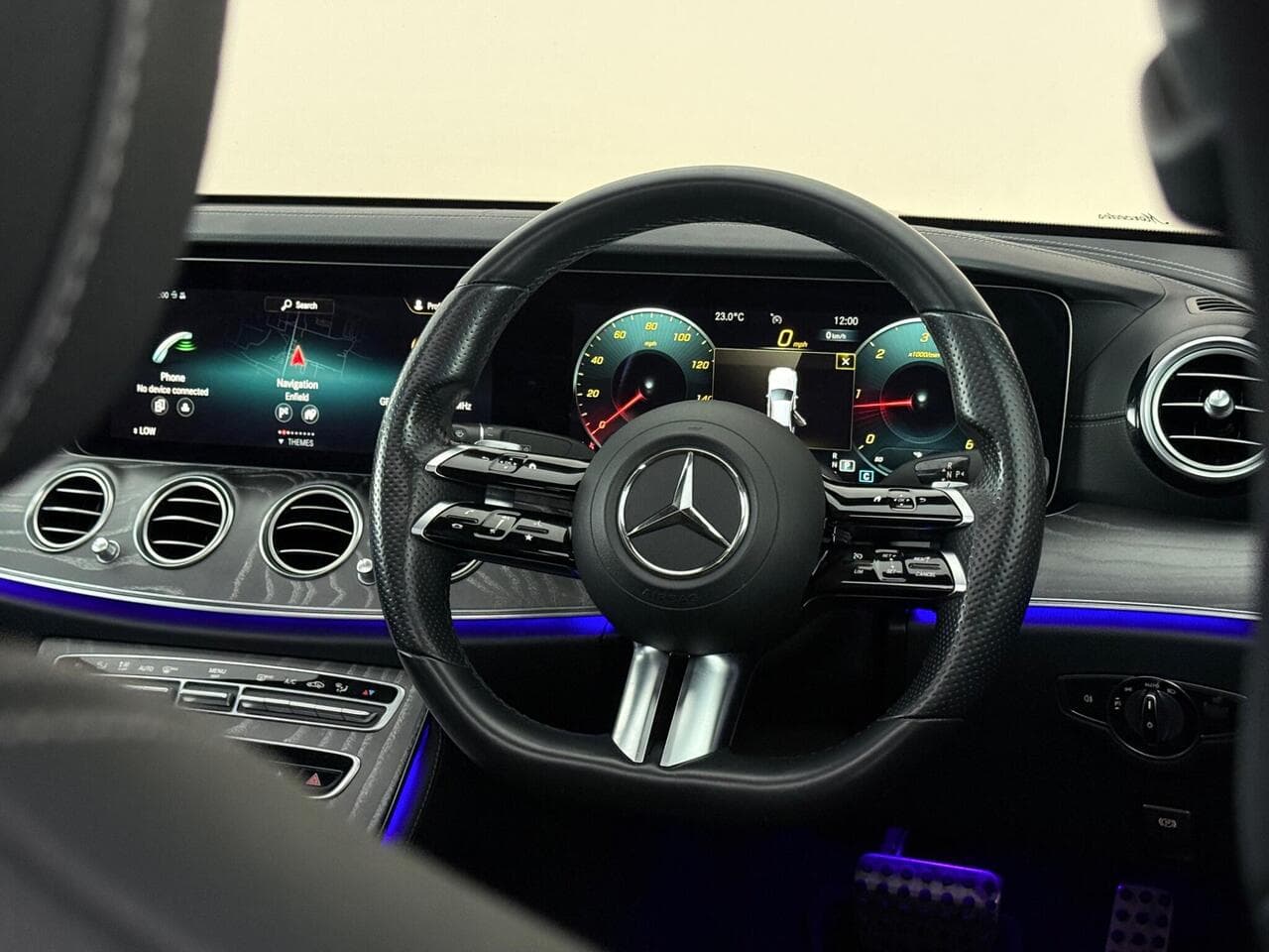 Mercedes-Benz E Class thumbnail Steering Wheel