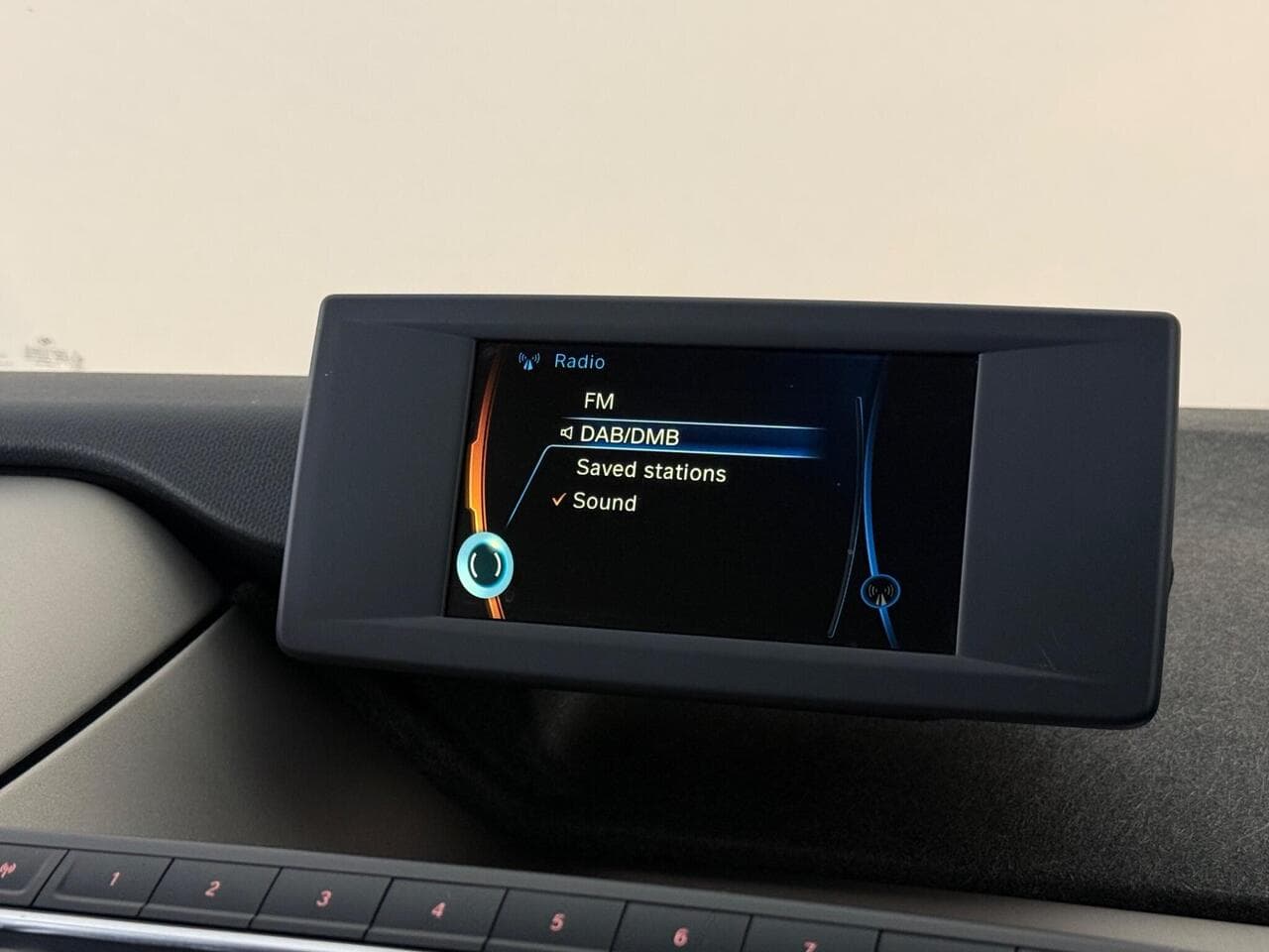 BMW i3 thumbnail Infotainment System