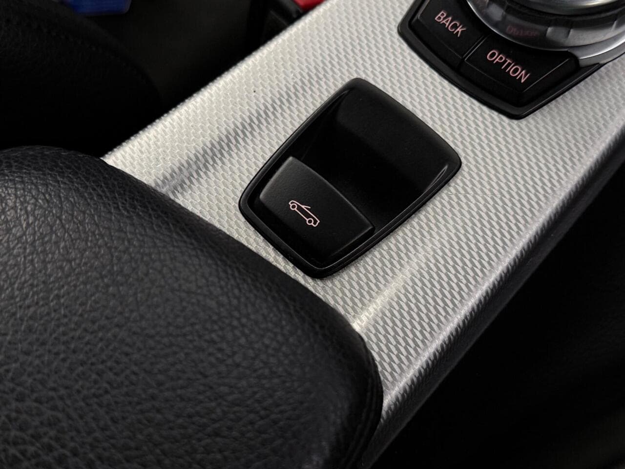 BMW 4 Series thumbnail Misc Controls