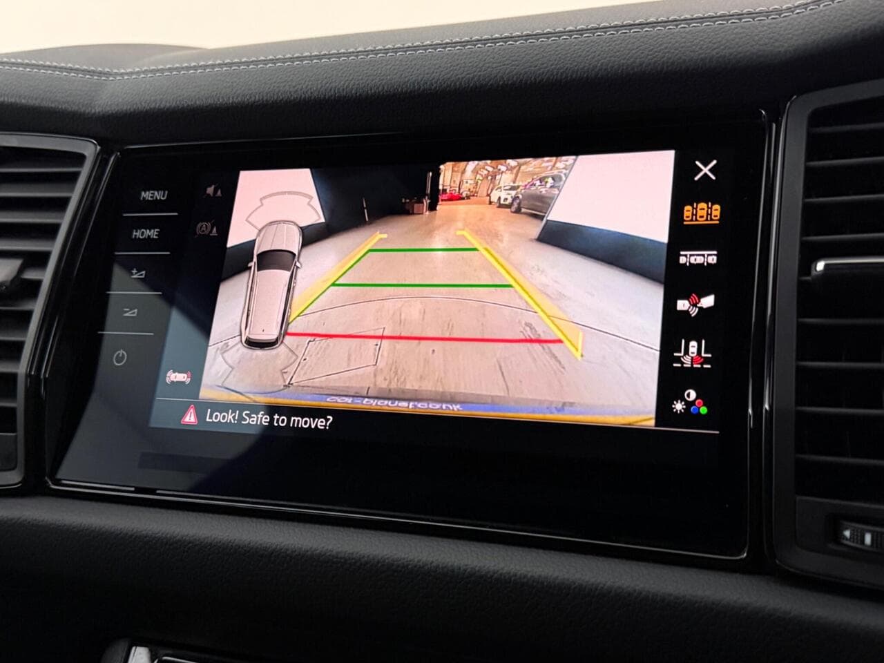 Skoda Kodiaq thumbnail Infotainment System