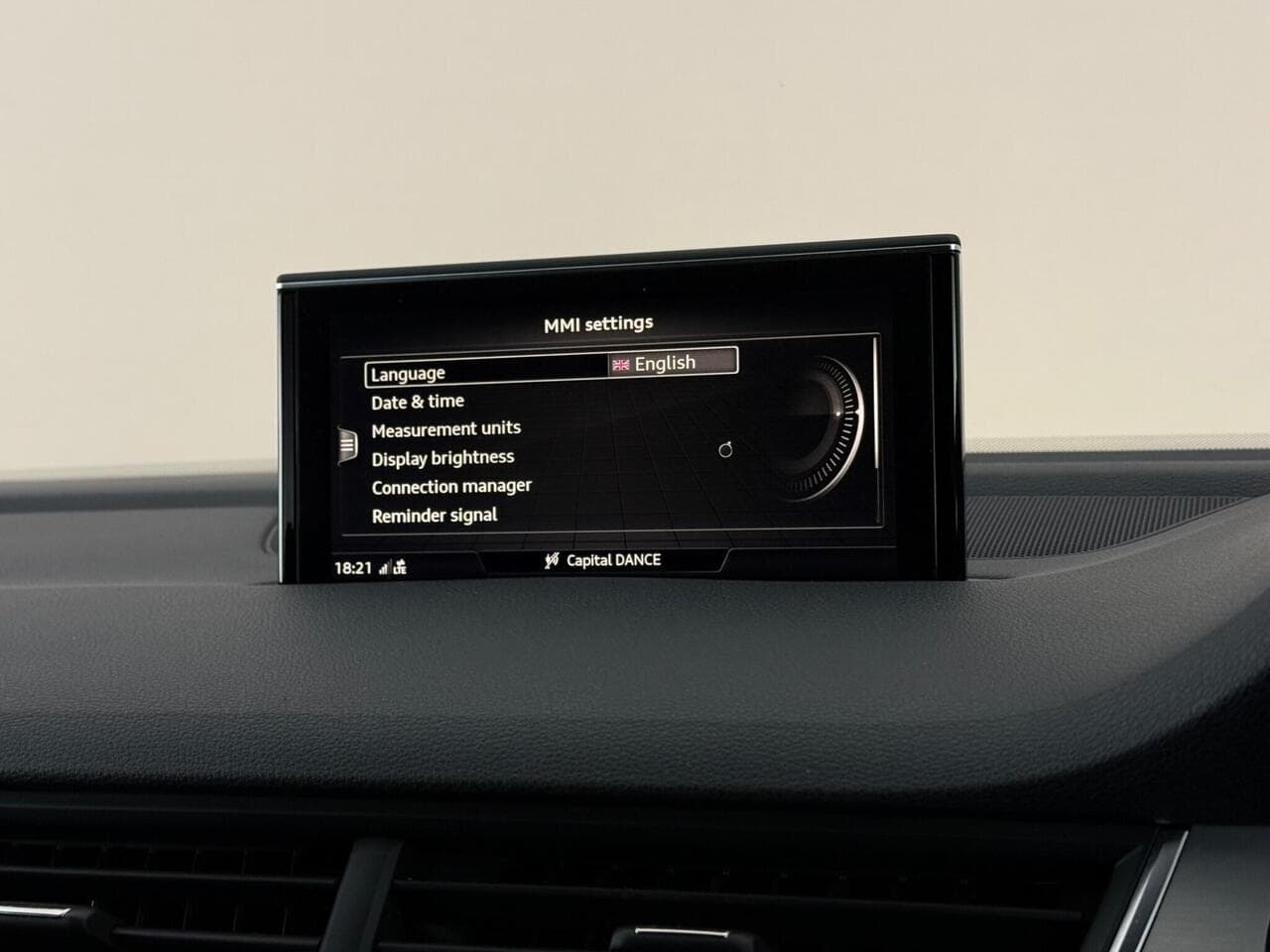 Audi Q7 thumbnail Infotainment System