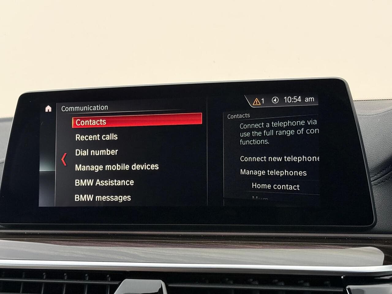 BMW 5 Series thumbnail Infotainment System
