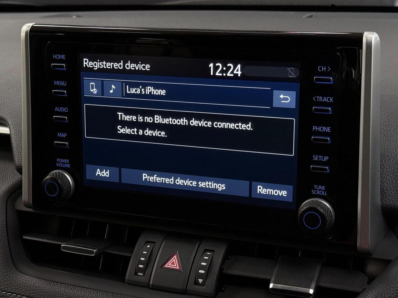 Toyota RAV4 thumbnail Infotainment System