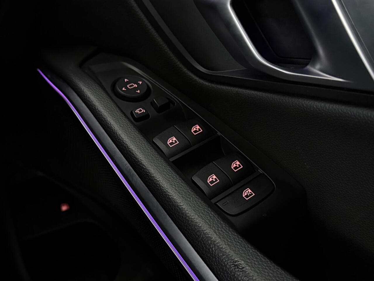 BMW 3 Series thumbnail Misc Controls