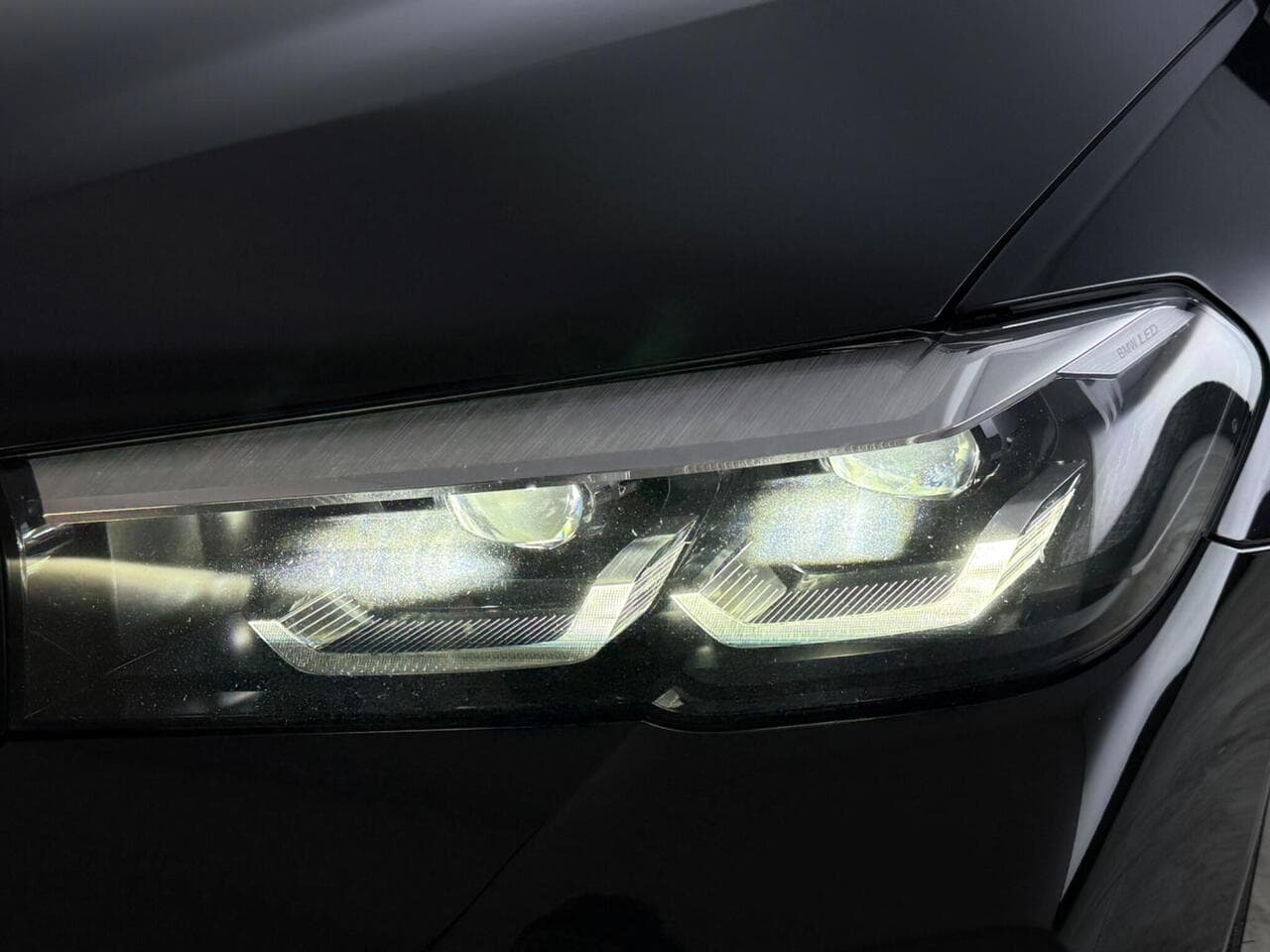 BMW 5 Series thumbnail Lights Front