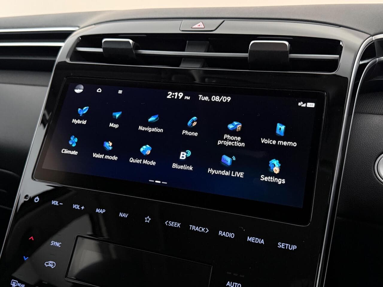Hyundai TUCSON thumbnail Infotainment System