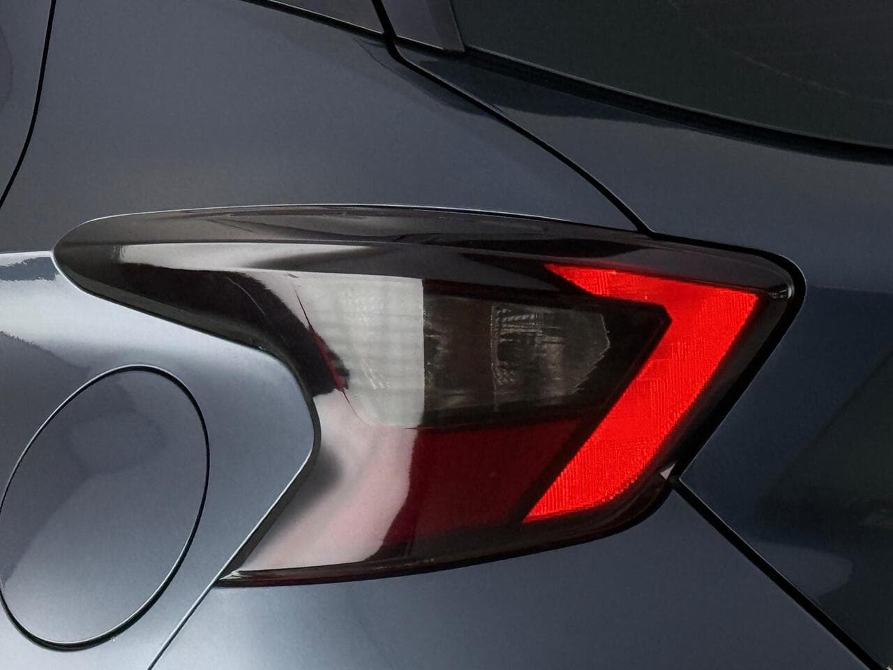 Nissan Micra thumbnail Lights Rear