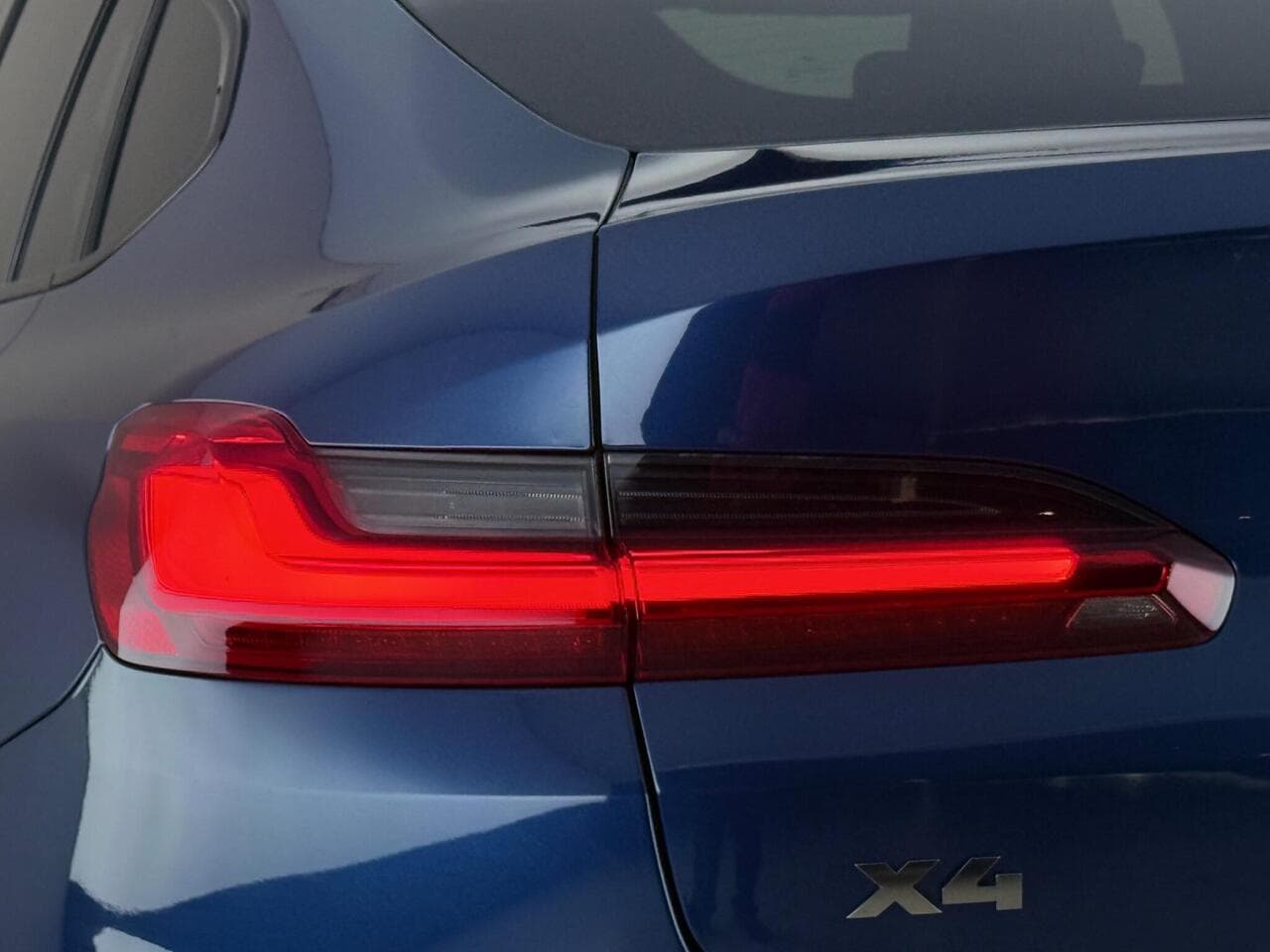 BMW X4 thumbnail Lights Rear