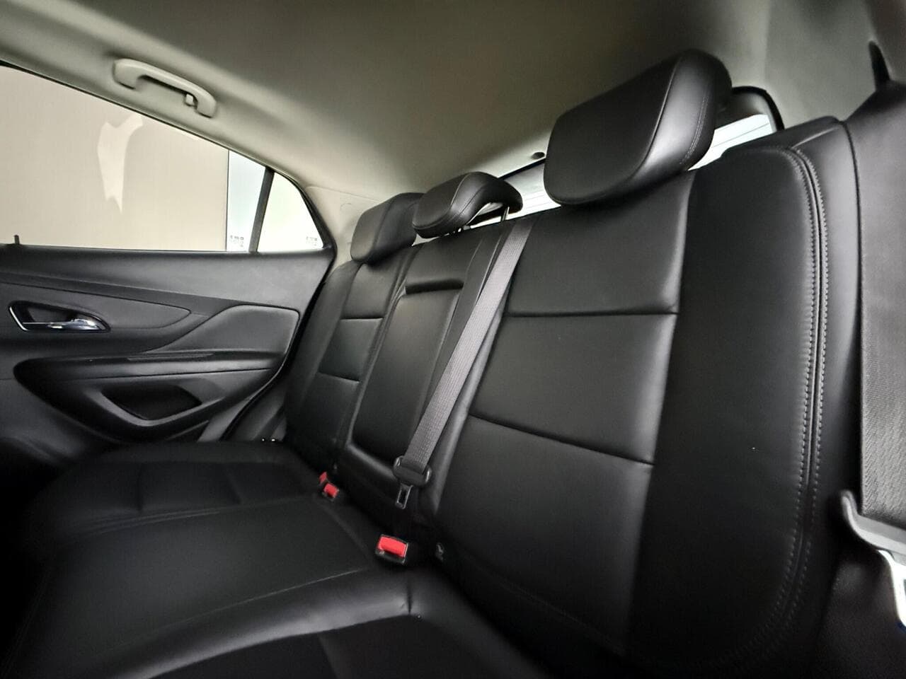 Vauxhall Mokka X thumbnail Seats Rear