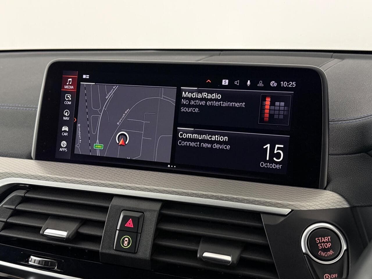 BMW X3 thumbnail Infotainment System