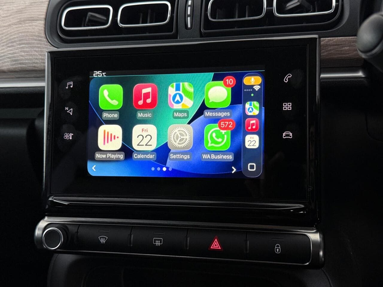 Citroen C3 thumbnail Infotainment System