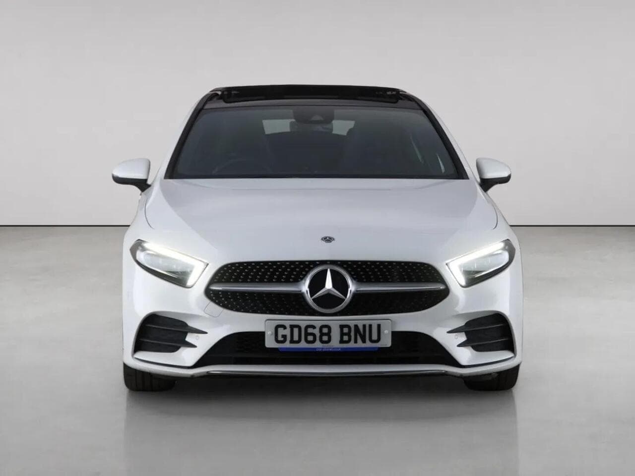Mercedes-Benz A Class thumbnail Front