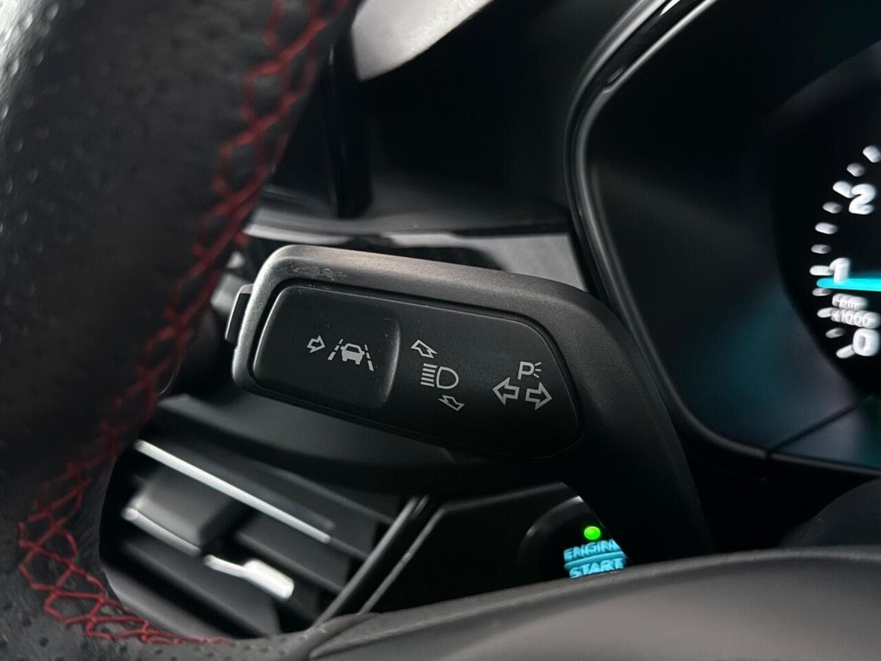 Ford Focus thumbnail Misc Controls