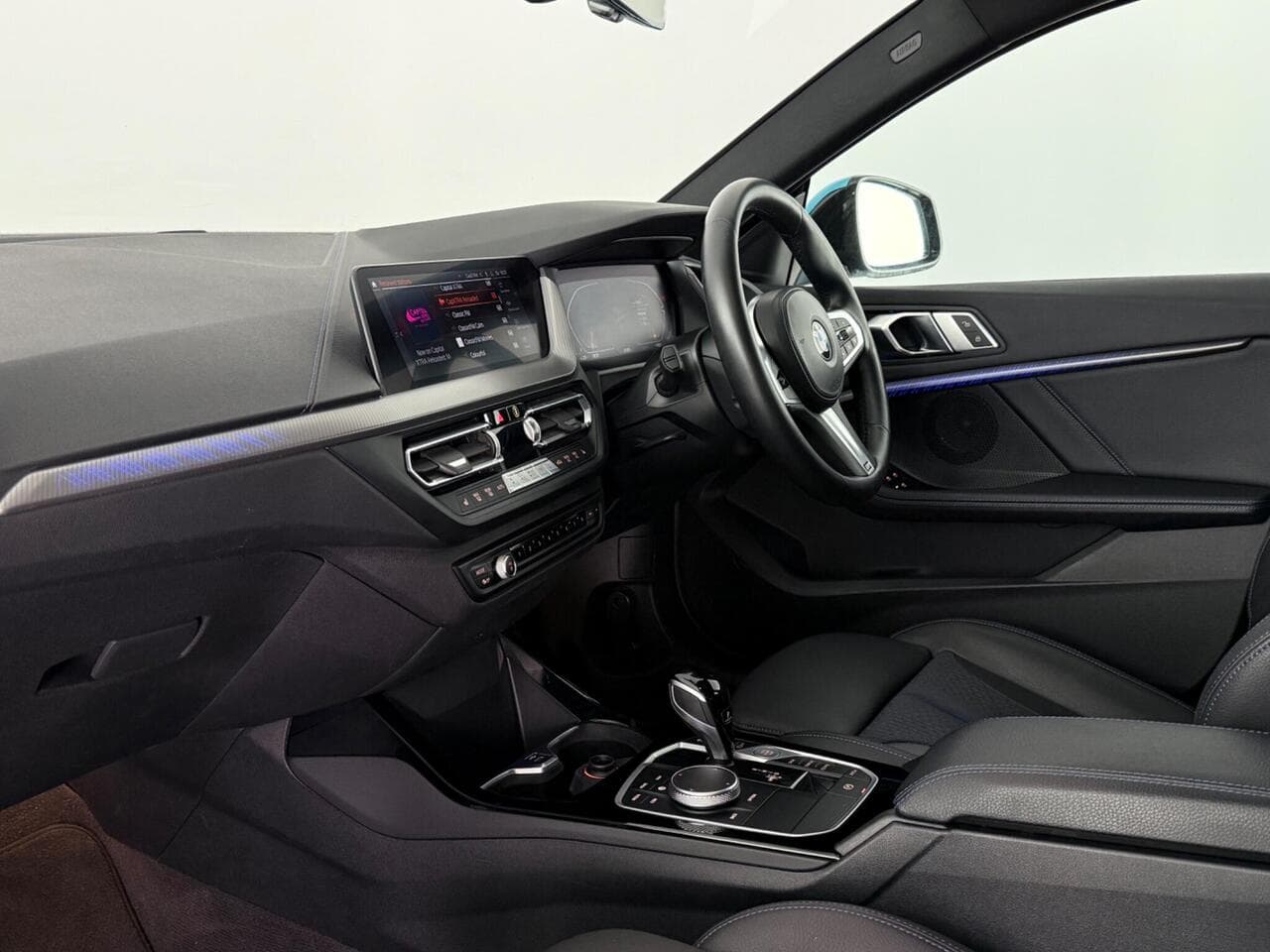 BMW 2 Series Gran Coupe thumbnail Interior Front