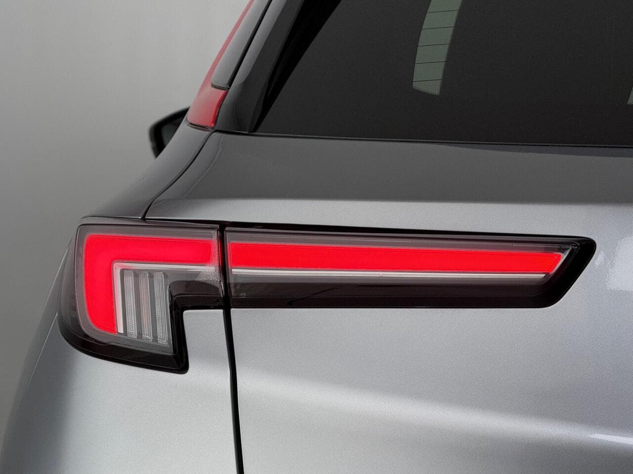 Vauxhall Mokka thumbnail Lights Rear