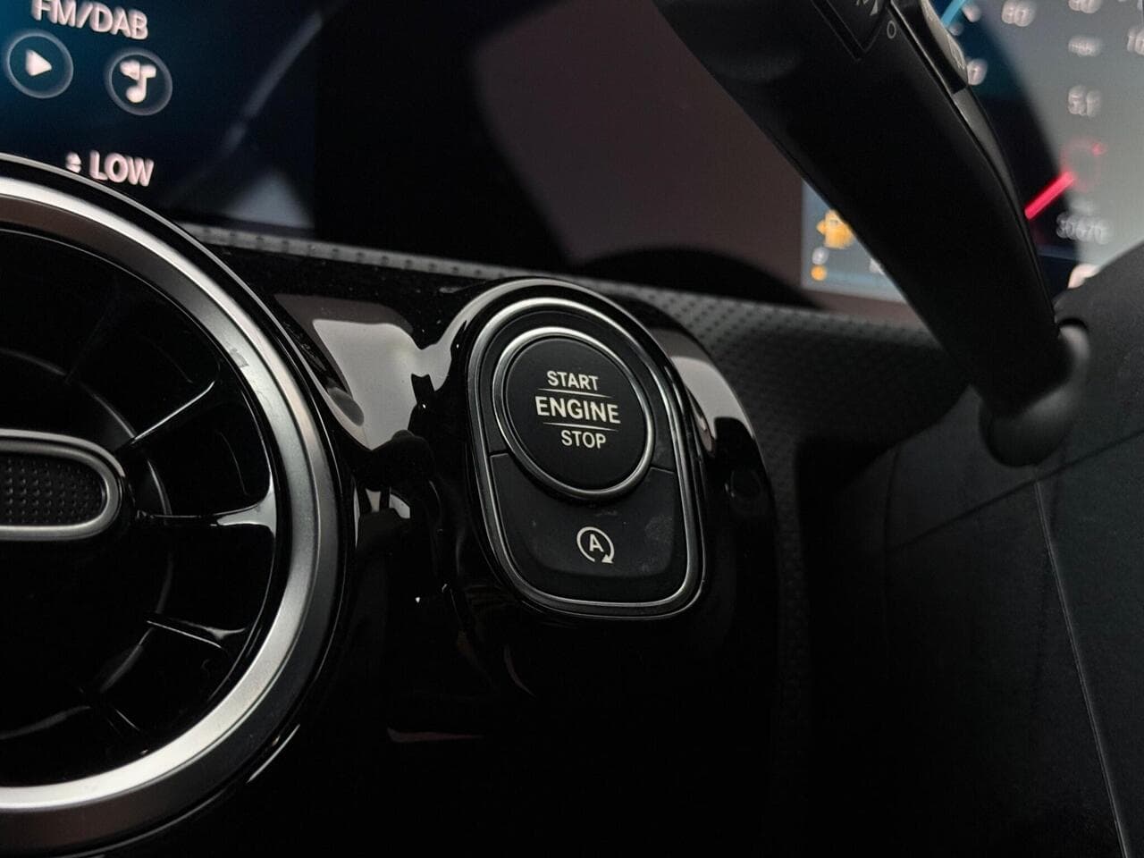 Mercedes-Benz A Class thumbnail Misc Controls