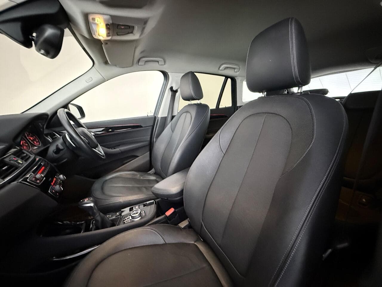 BMW X1 thumbnail Seat Front Passenger