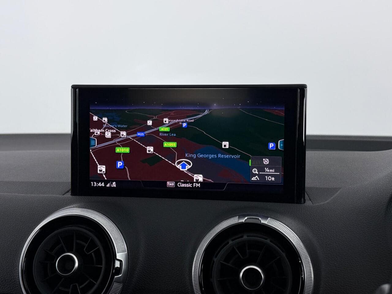 Audi Q2 thumbnail Infotainment System