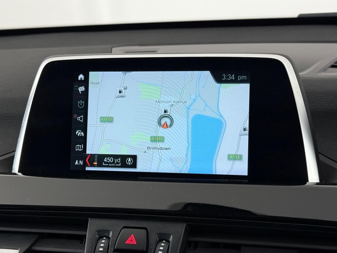 BMW X1 thumbnail Infotainment System